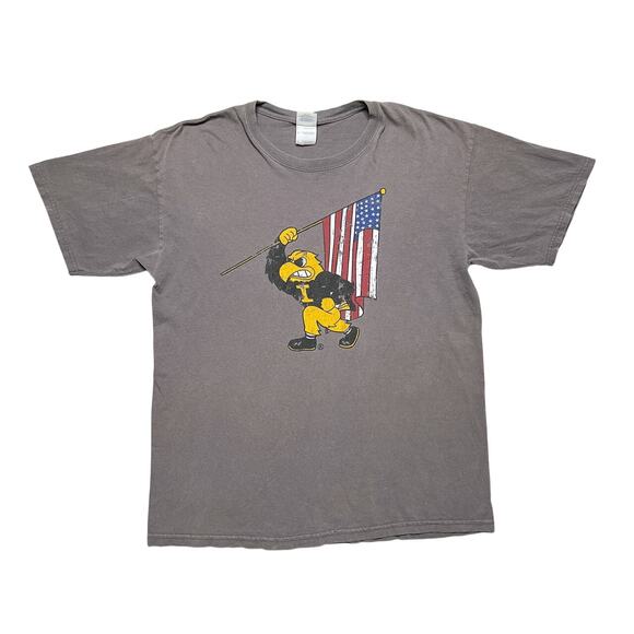 University of Iowa Hawkeyes Shirt Herky American Flag Short Sleeve Mens L Gray - Picture 1 of 7